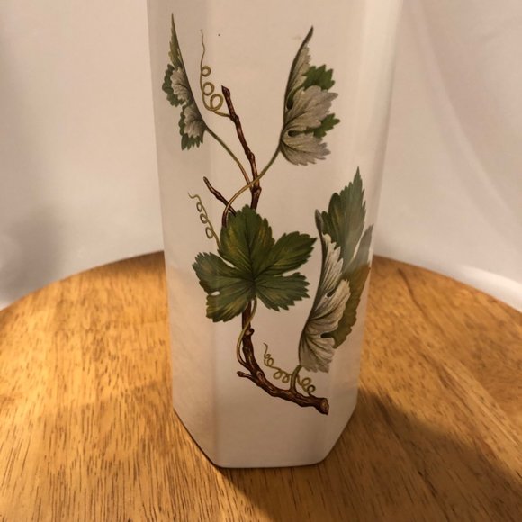 Vtg Westfield Art Pottery Staffordshire White with Ivy Vase England - Picture 2 of 4